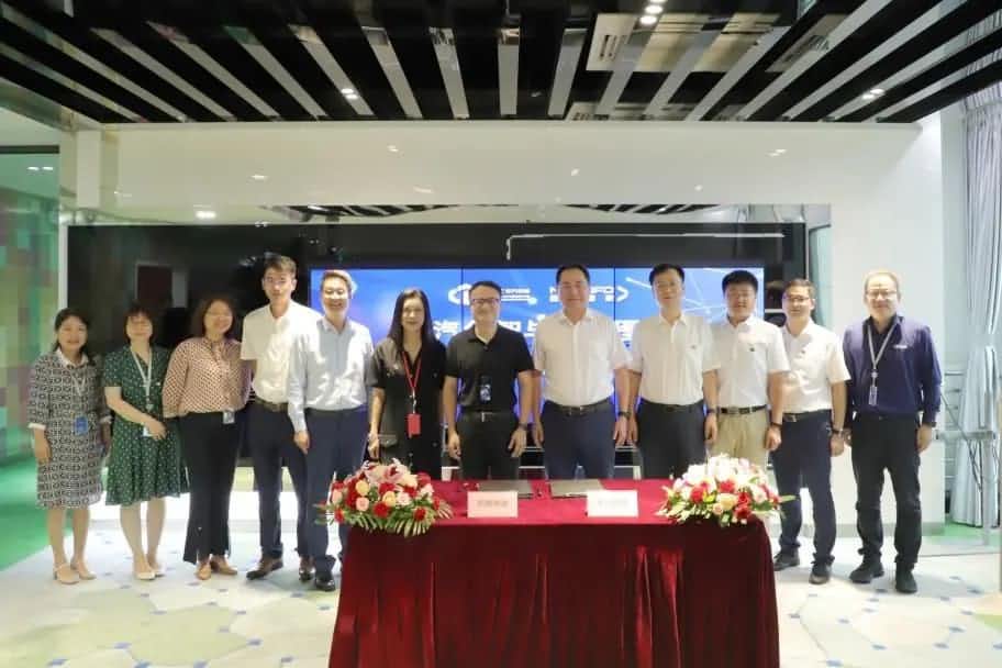 BG视讯(中国)与中汽创智签订战略合作框架协议 集中优势有助于汽车智能化开展